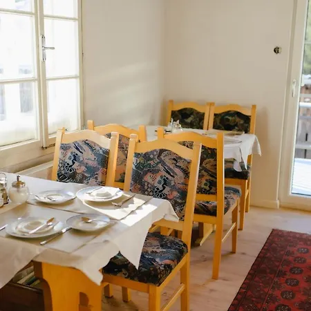 Bed & Breakfast Roesslgut *