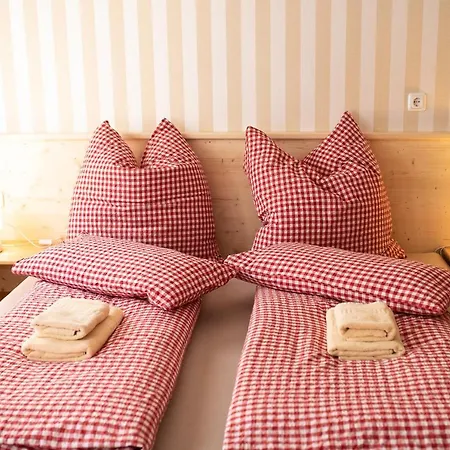 Roesslgut Bed & Breakfast Zederhaus