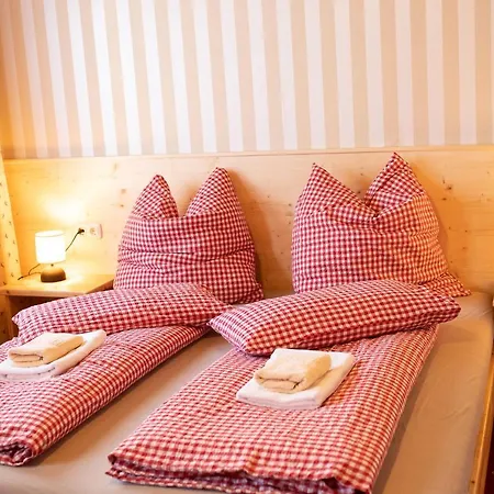 Panzió Roesslgut Zederhaus