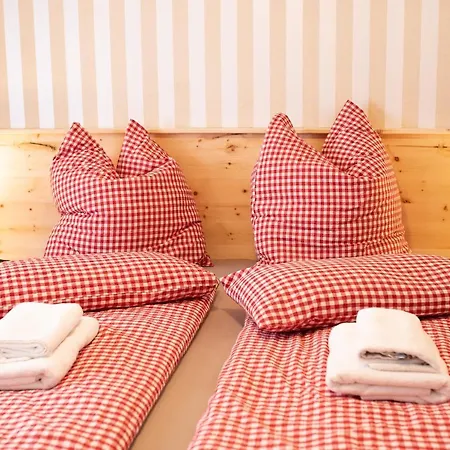 Roesslgut Bed & Breakfast Zederhaus